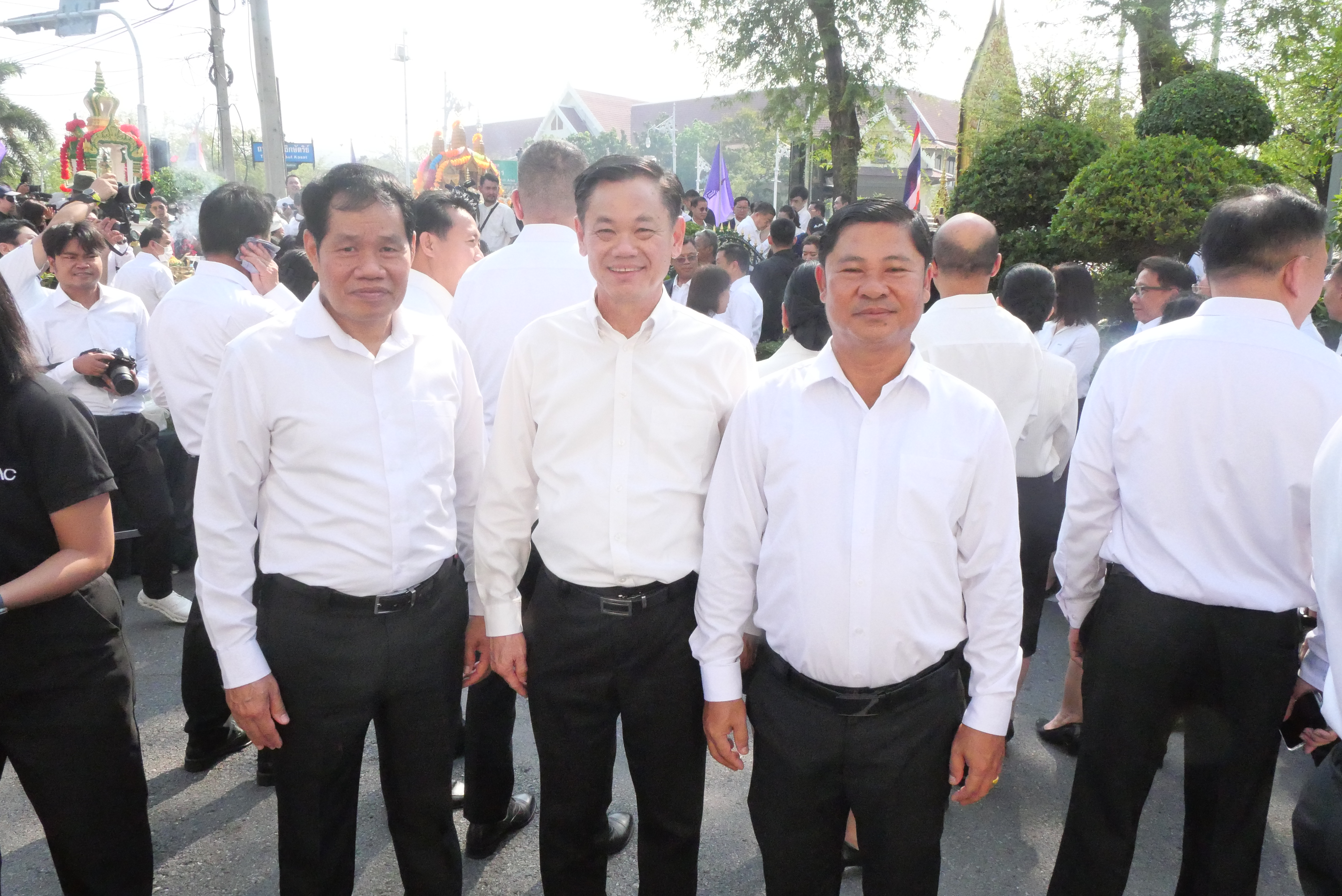 title - คณะผู้บริหาร ส.ป.ก. ร่วมพิธีสักการะสิ่งศักดิ์สิทธิ์ประจำกระทรวงเกษตรและสหกรณ์ ในโอกาสเข้ารับตำแหน่งของรัฐมนตรีว่าการกระทรวงเกษตรและสหกรณ์ และรัฐมนตรีช่วยว่าการกระทรวงเกษตรและสหกรณ์ 